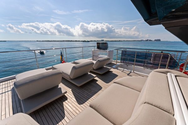 88 AZIMUT 2023 - Image 12