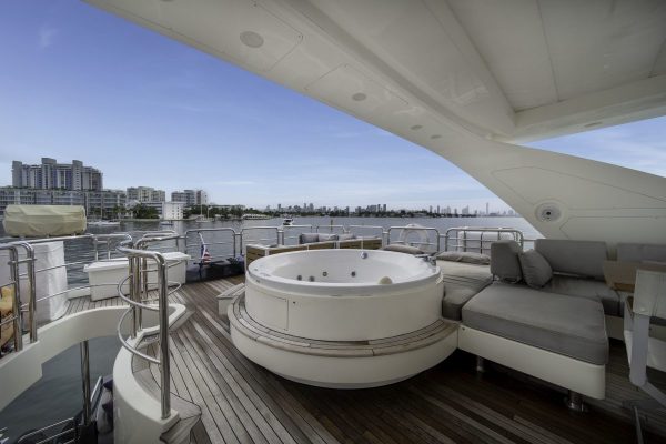 Azimut Sky 84 - Image 4