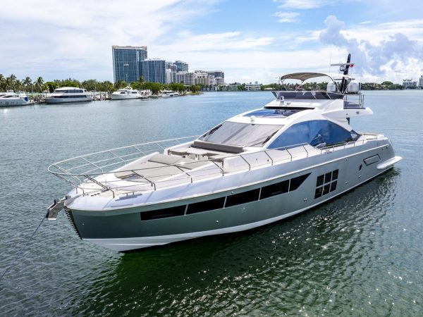 72 AZIMUT S7