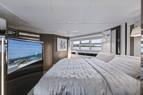 72 AZIMUT S7 - Image 18