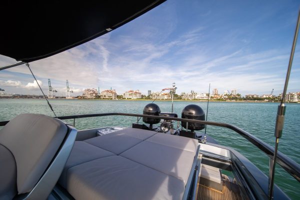 76 RIVA - Image 9