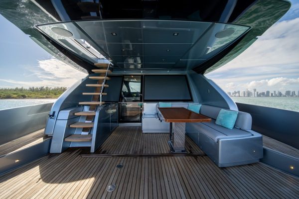 76 RIVA - Image 6