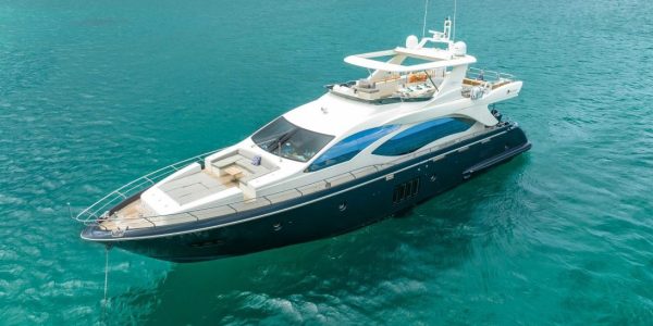 Azimut Sky 84