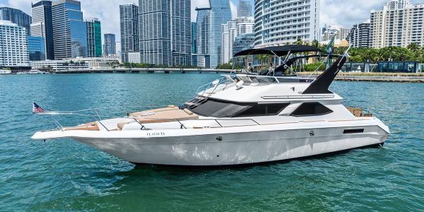 Sea Ray 50
